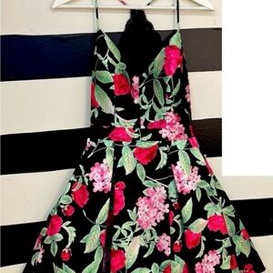 B. Smart Black Dress Label with White Care Tag